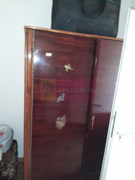 Movilita - vanzare casa 5 cam plus livada pe rod si teren 1800 mp